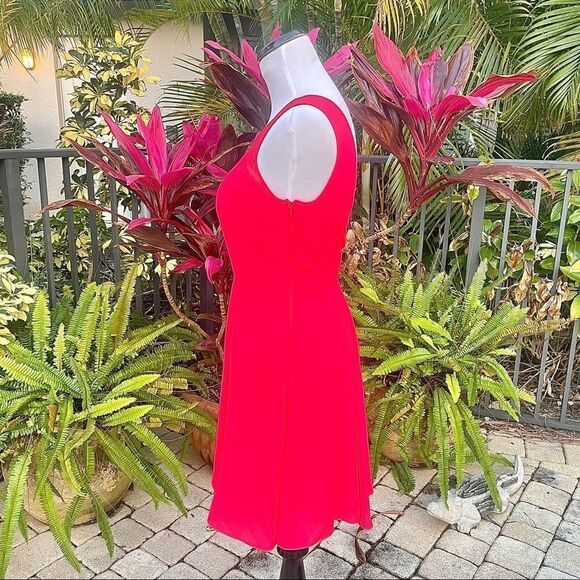 🍍3/$15🍍 Express Mesh Detail Fit & Flare Dress - Picture 3 of 7